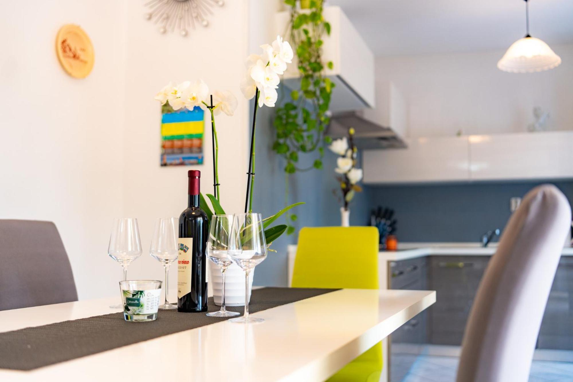 ראב Apartments Lores מראה חיצוני תמונה