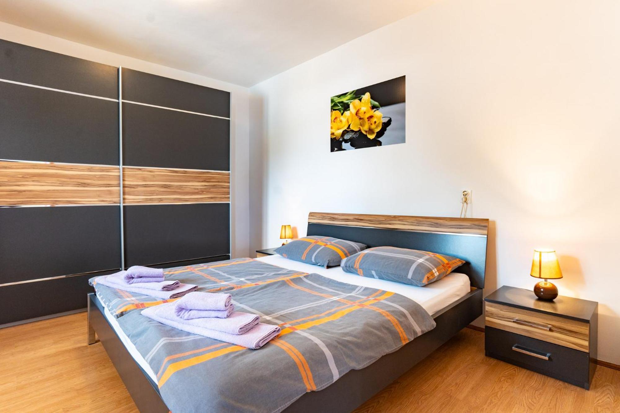 ראב Apartments Lores מראה חיצוני תמונה