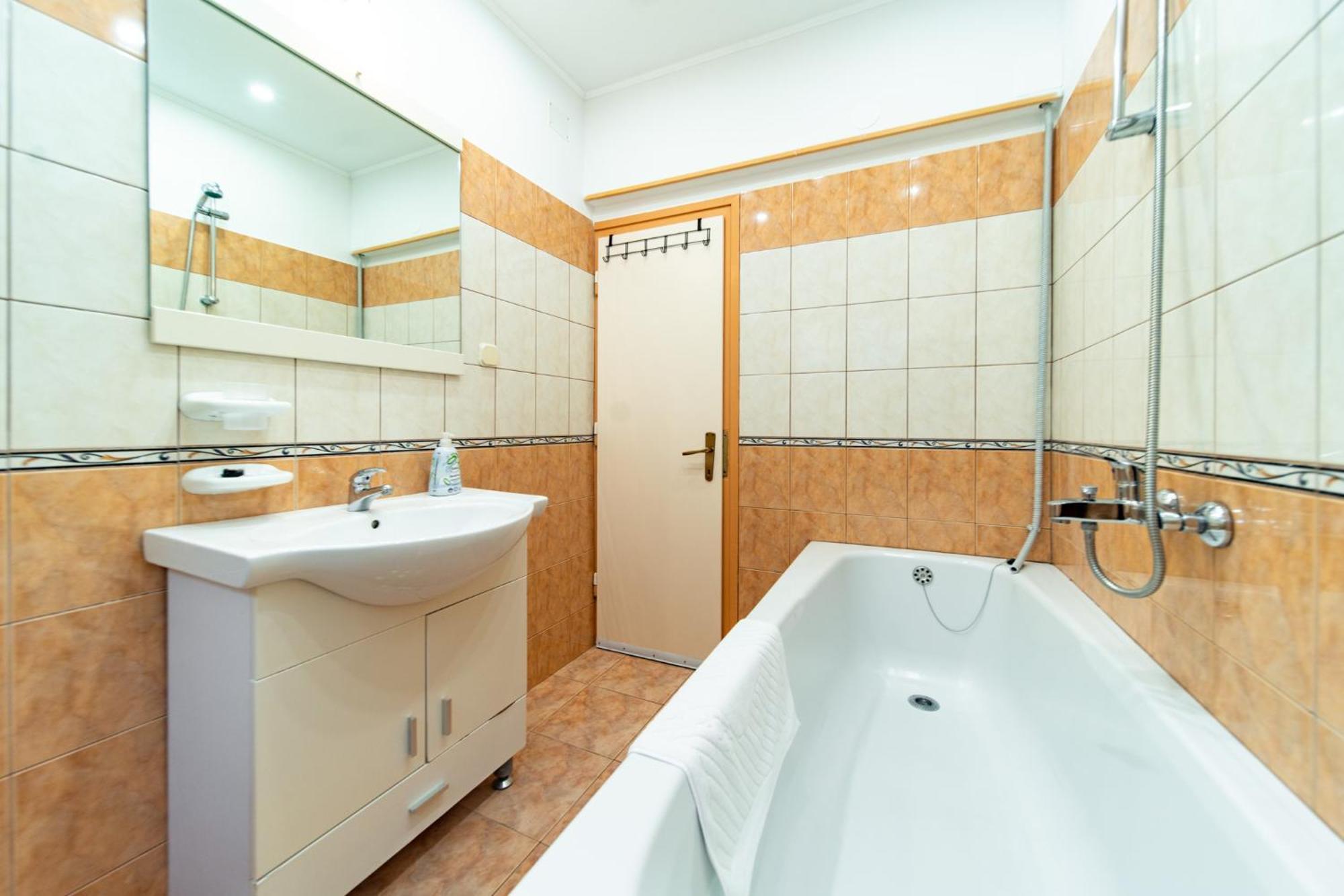 ראב Apartments Lores מראה חיצוני תמונה
